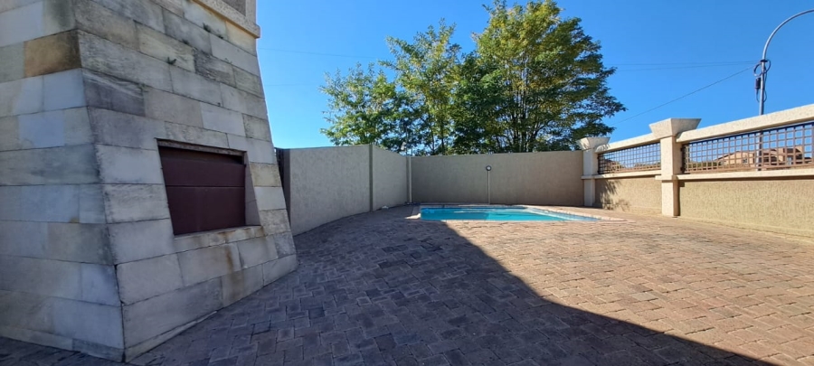 To Let 3 Bedroom Property for Rent in Panorama Free State